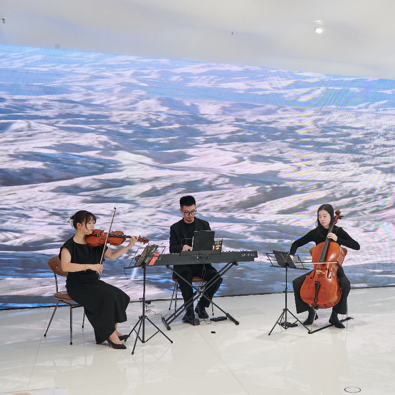 艺术展“北京抽象2025”正式启幕，美克洞学馆于时光场景间铺展生活新篇